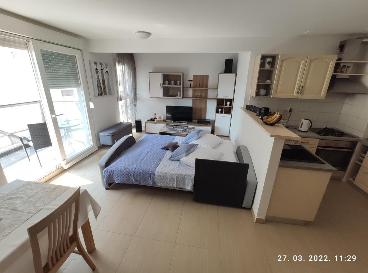 Apartman Antonela With Free Garage Parking Daire Split Dış mekan fotoğraf